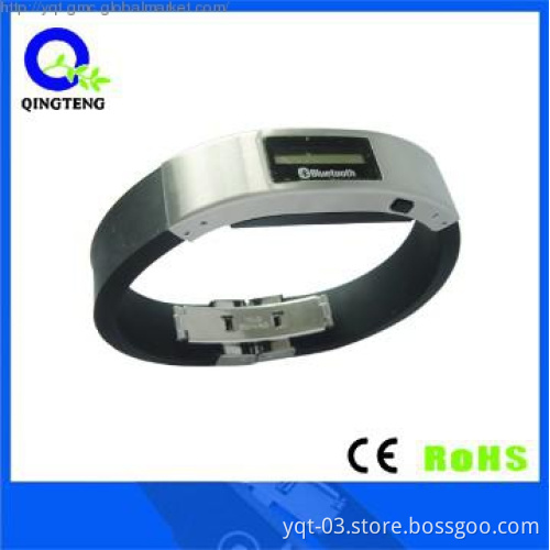 Digital watch with bluetooth